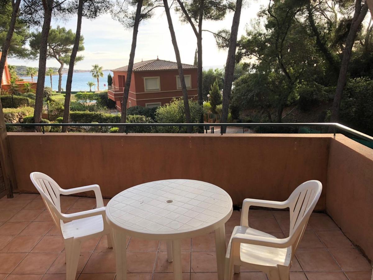 50M Plage T2 Grande Terrasse Vue Mer Climatise Piscine Chauffee, Parking Clos Gratuit Sanary-sur-Mer Kültér fotó